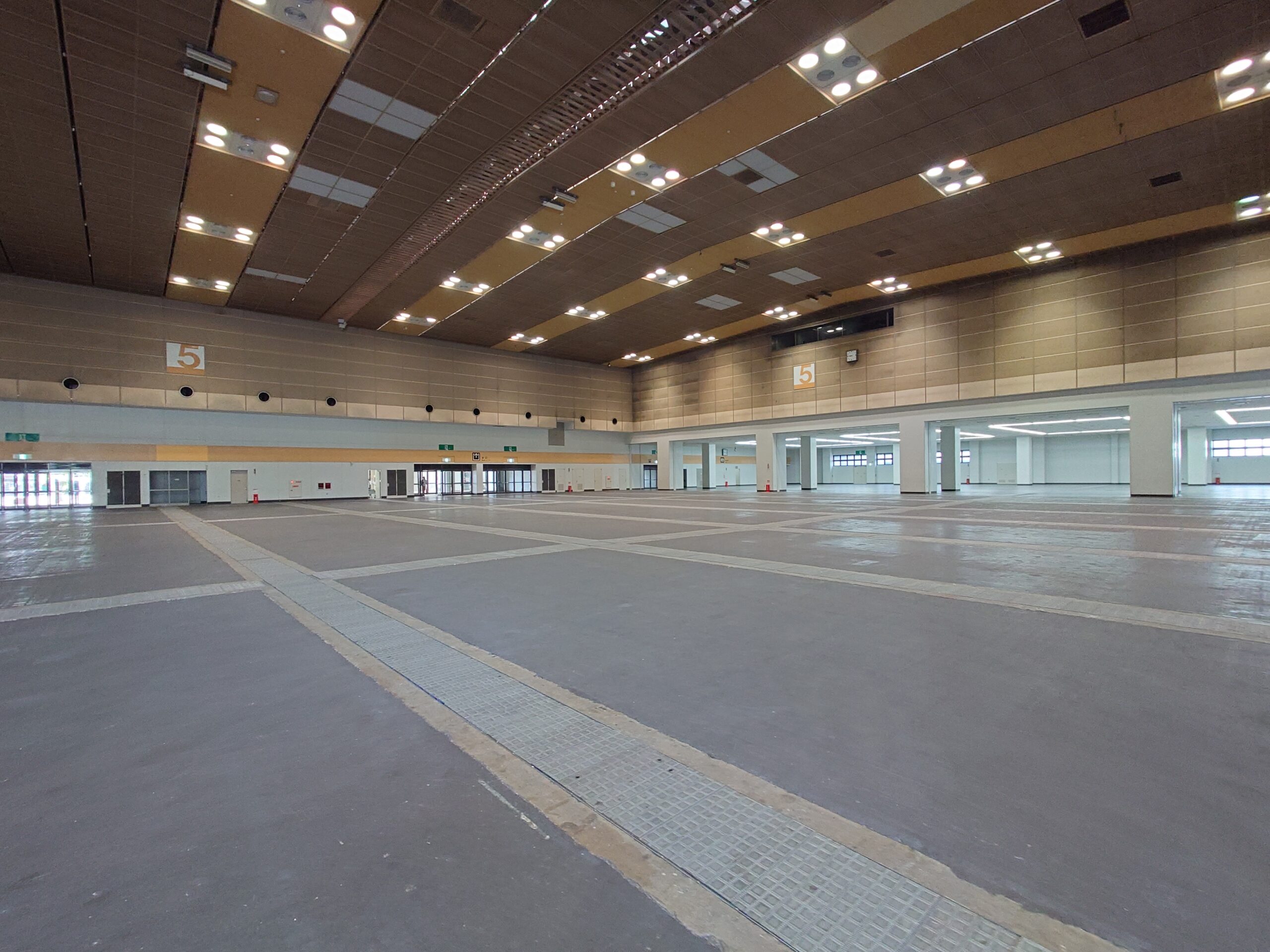 JP2026・印刷DX展」開幕へ！会場設営が始まりました！